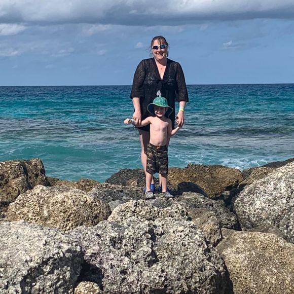 Meet your Posher, Angela freese - Picture 1 of 1